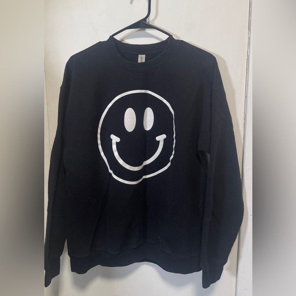 Gildan Black Crewneck Sweatshirt with White Smiley Graphic